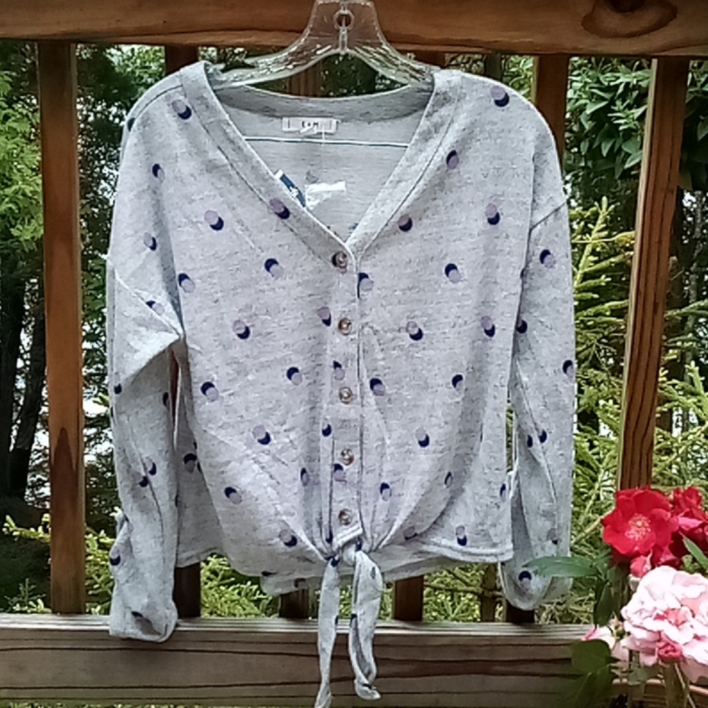 🆕 E & M top small